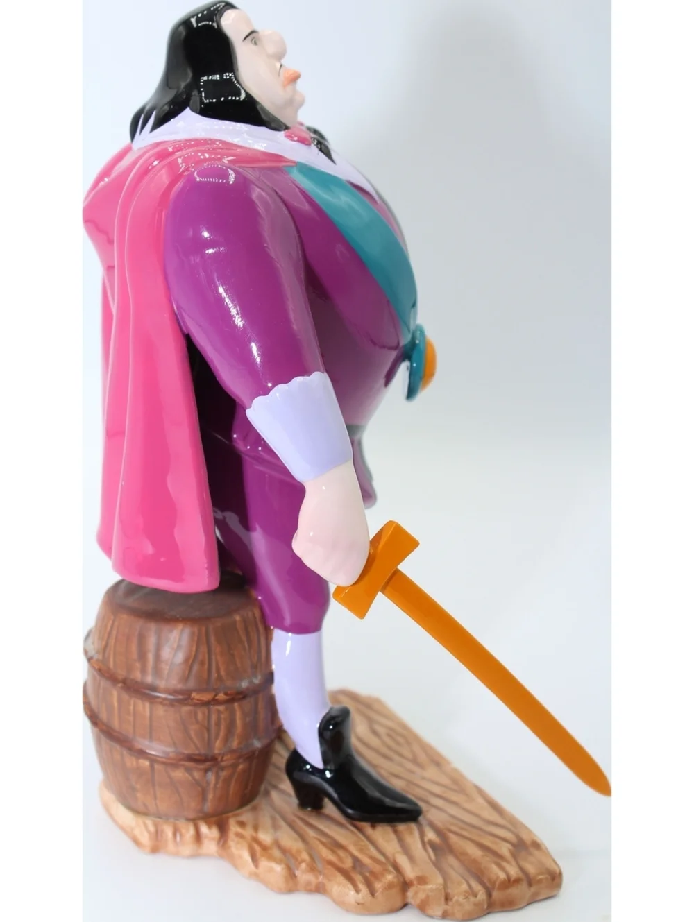 NWT VTG Disney Pocahontas Villain Governor John Ratcliffe Porcelain Figurine 8